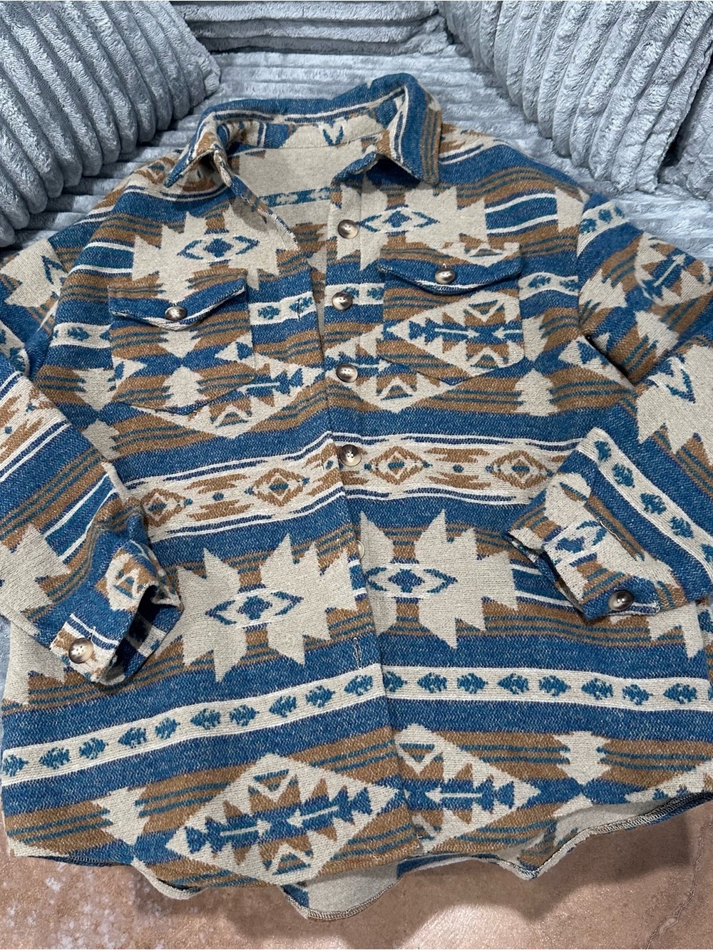 Women’s Patterned Button-Up Jacket in Blue and Tan